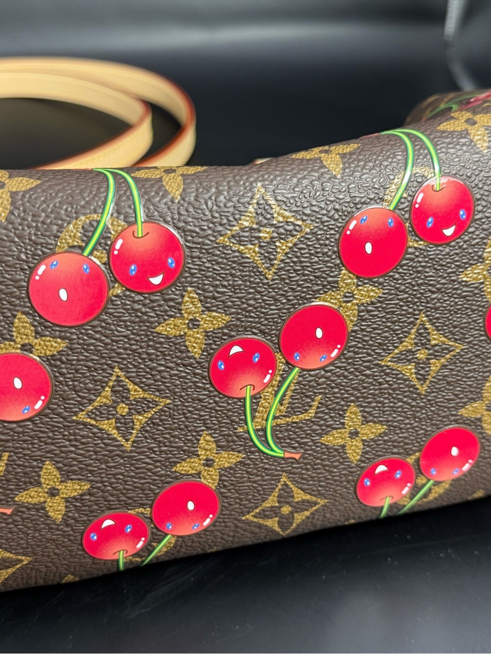 Louis Vuitton Brown and Red Cherry Speedy 25 make offer - Picture 6 of 13